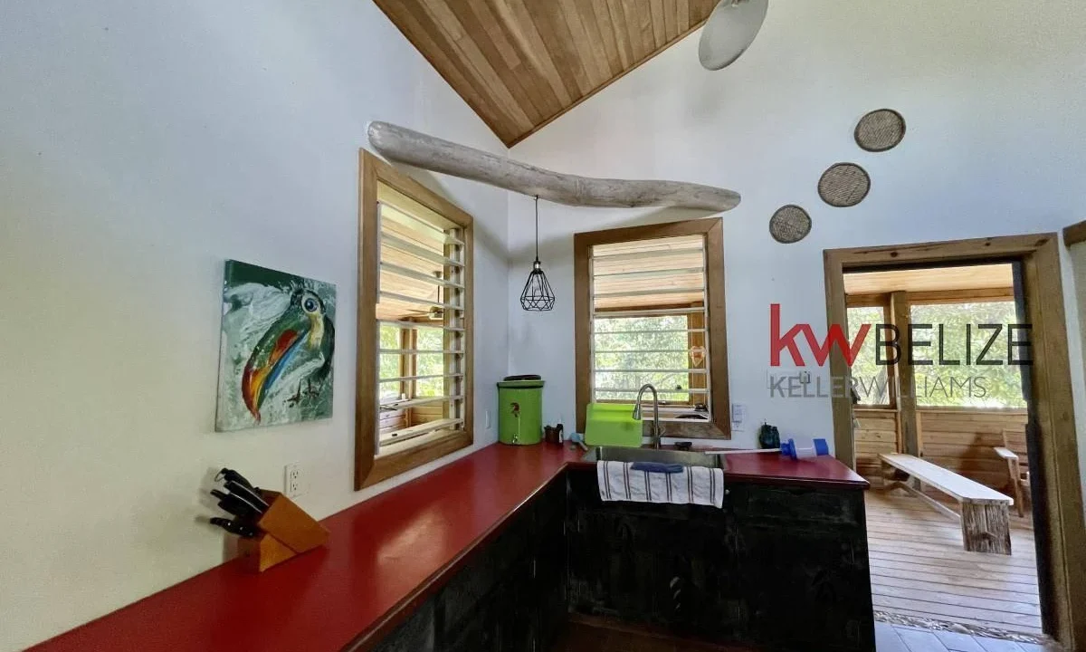 kellerwilliamsbelize-h2080-10
