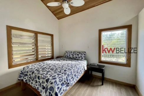 kellerwilliamsbelize-h2080-12