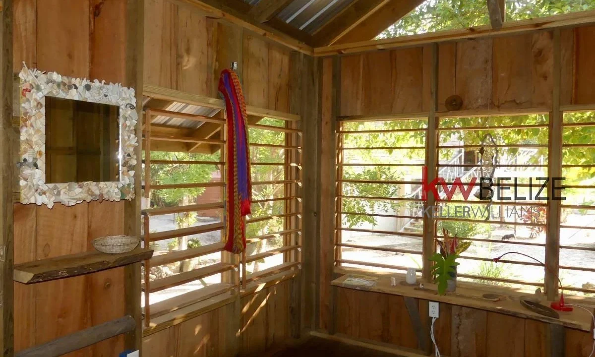 kellerwilliamsbelize-h2080-30