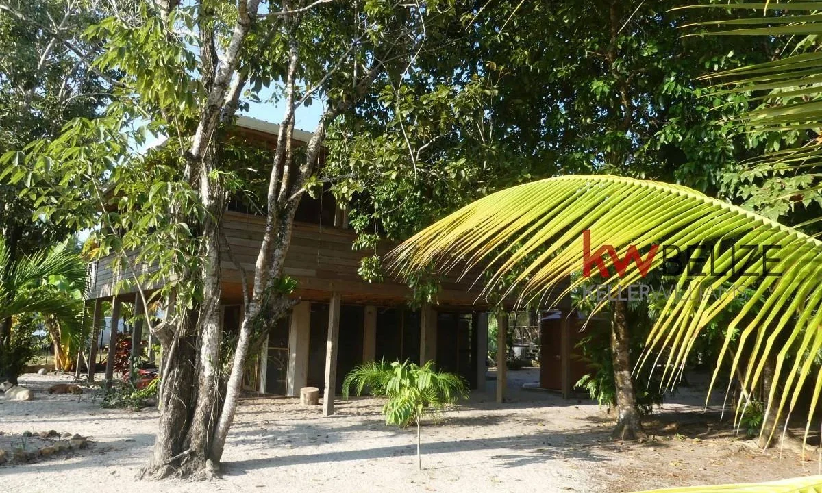 kellerwilliamsbelize-h2080-32