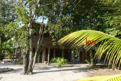 kellerwilliamsbelize-h2080-32