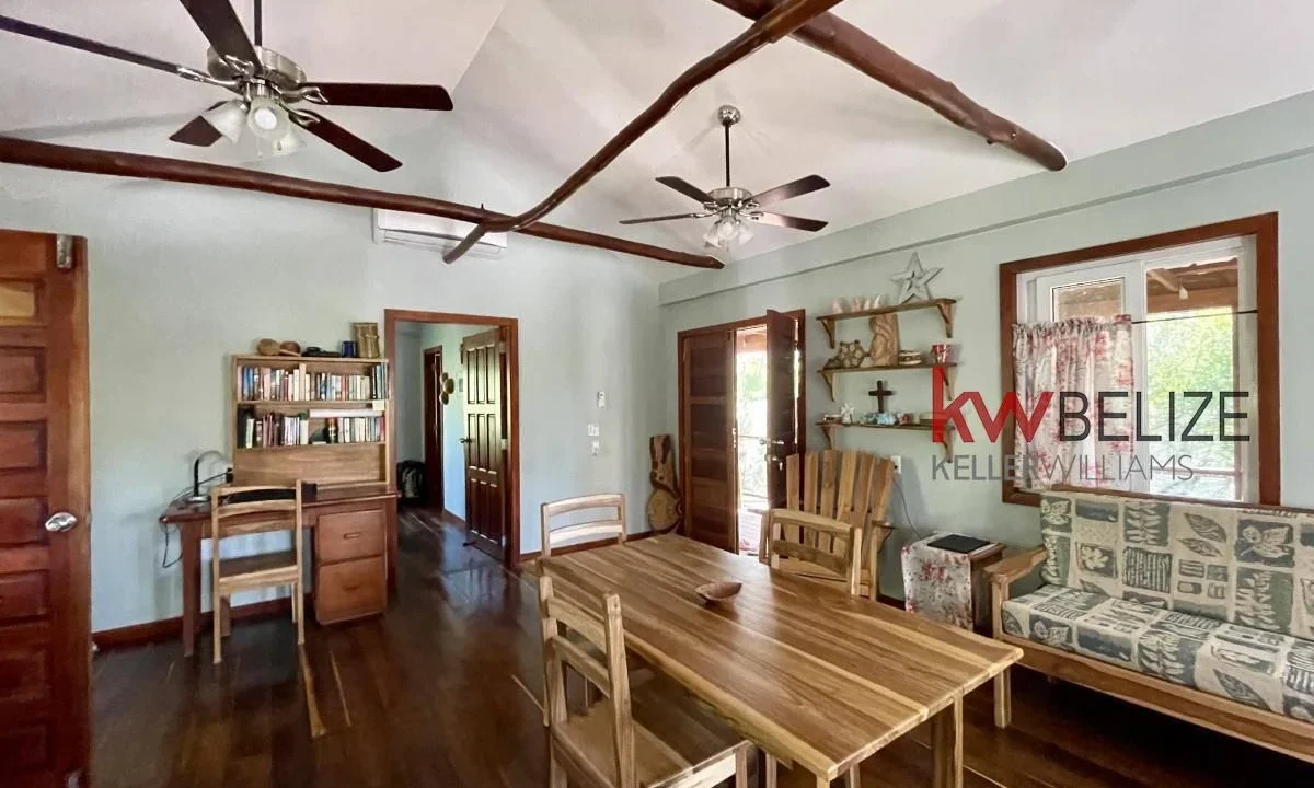 kellerwilliamsbelize-h2090-04