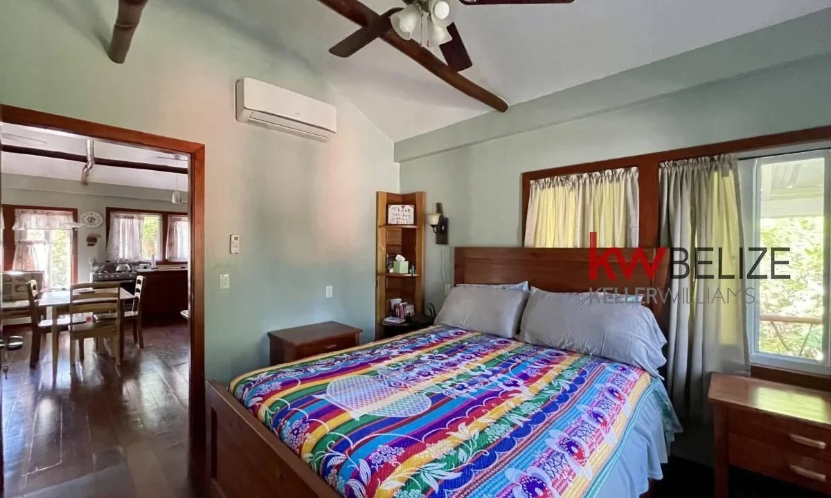 kellerwilliamsbelize-h2090-10