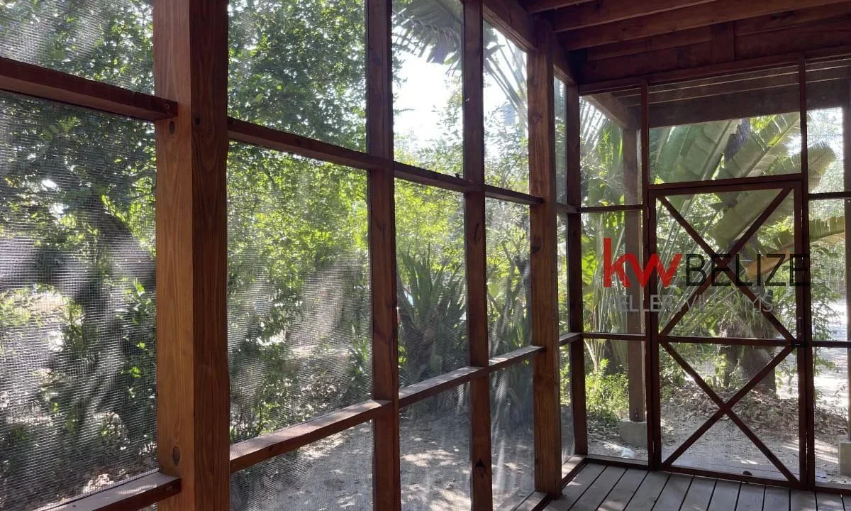 kellerwilliamsbelize-h2090-21