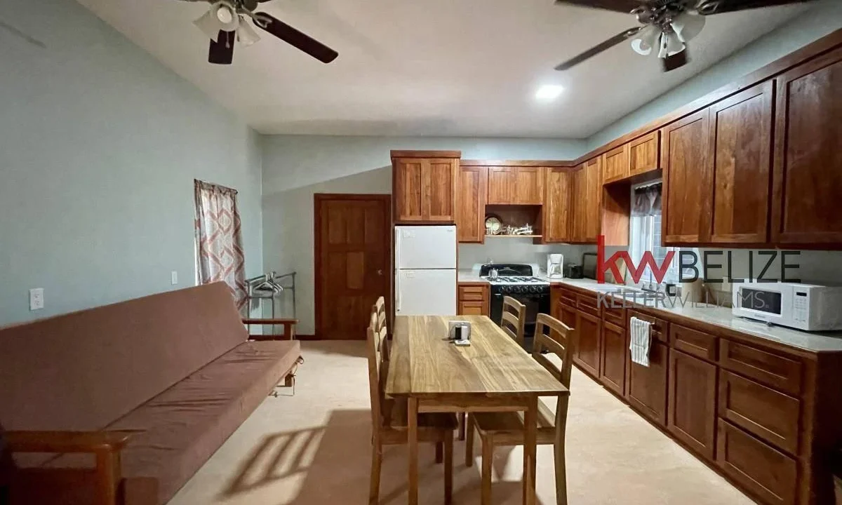 kellerwilliamsbelize-h2090-24