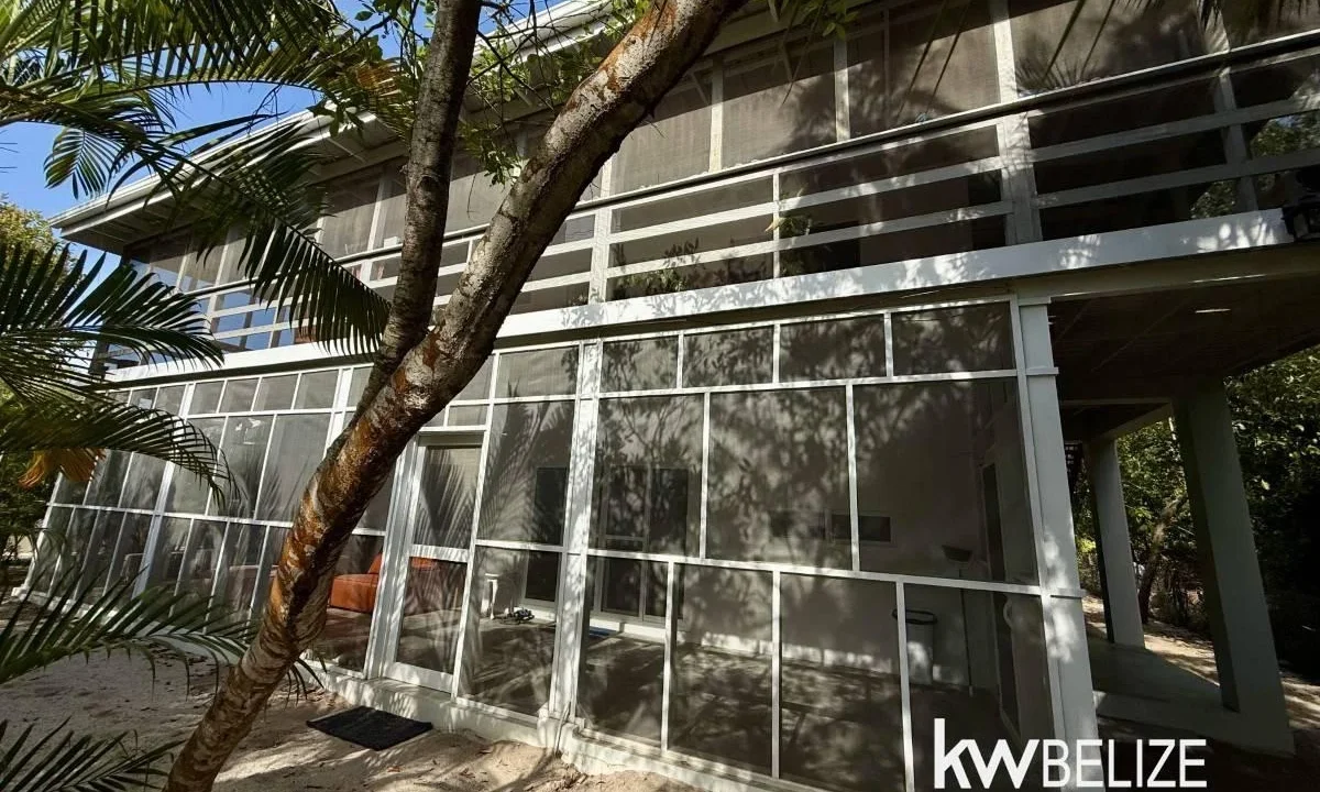 kellerwilliamsbelize-h2114-01