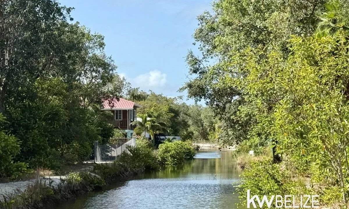kellerwilliamsbelize-h2114-02