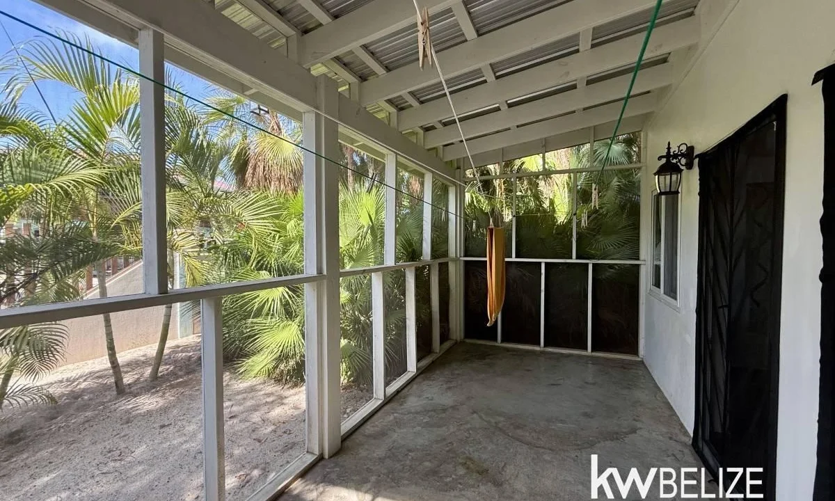 kellerwilliamsbelize-h2114-15