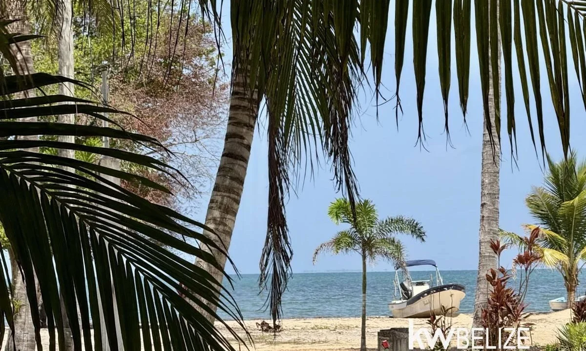 kellerwilliamsbelize-h2118-02