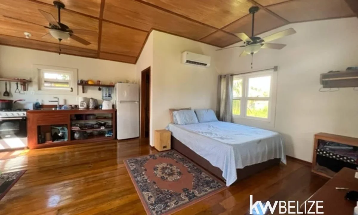 kellerwilliamsbelize-h2118-09