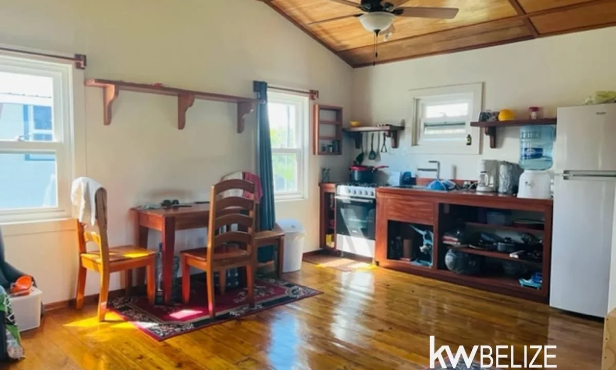 kellerwilliamsbelize-h2118-10