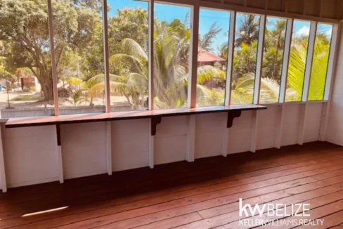 kellerwilliamsbelize-h2118-22
