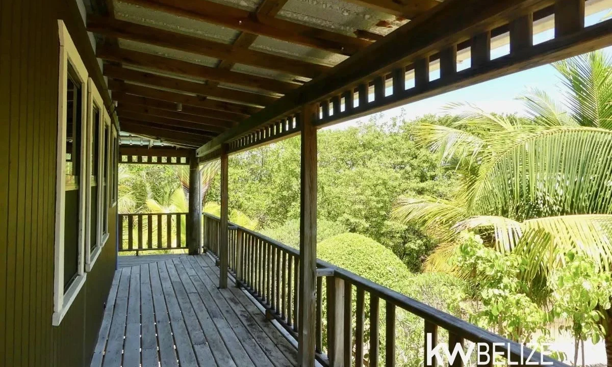 kellerwilliamsbelize-h2122-13