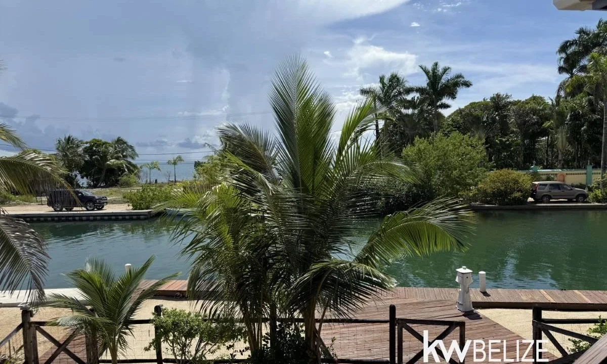 kellerwilliamsbelize-h2122-17