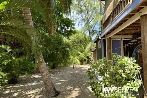kellerwilliamsbelize-h2122-23