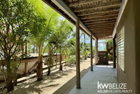 kellerwilliamsbelize-h2122-28