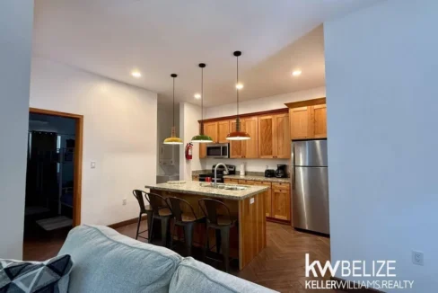 kellerwilliamsbelize-h2126-08