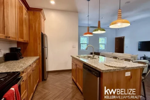 kellerwilliamsbelize-h2126-09