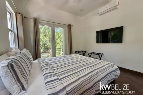 kellerwilliamsbelize-h2126-11