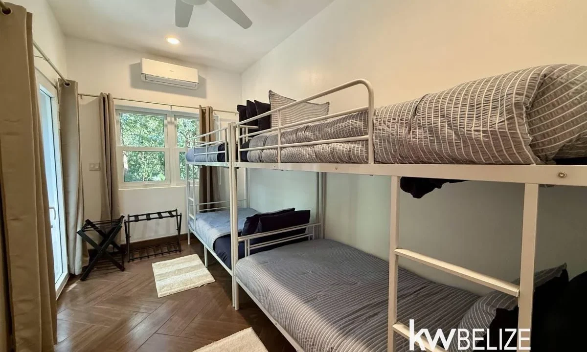 kellerwilliamsbelize-h2126-12