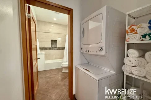 kellerwilliamsbelize-h2126-13