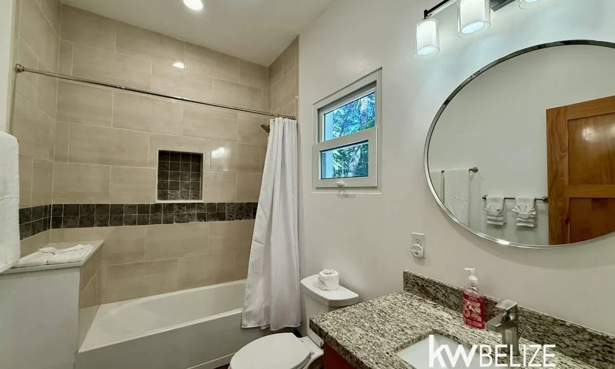 kellerwilliamsbelize-h2126-14