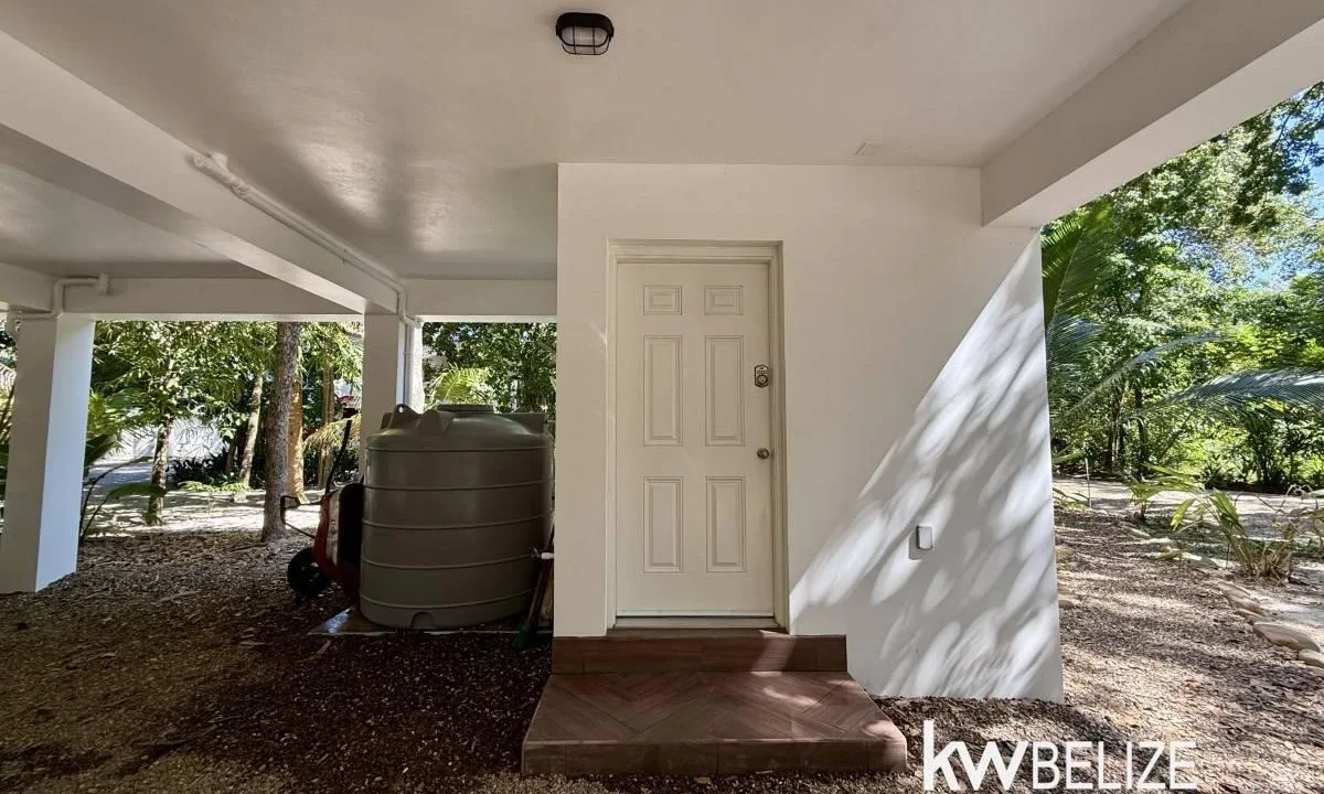 kellerwilliamsbelize-h2126-19