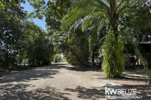 kellerwilliamsbelize-h2126-28