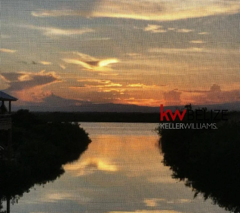 kellerwilliamsbelize-h3012-08