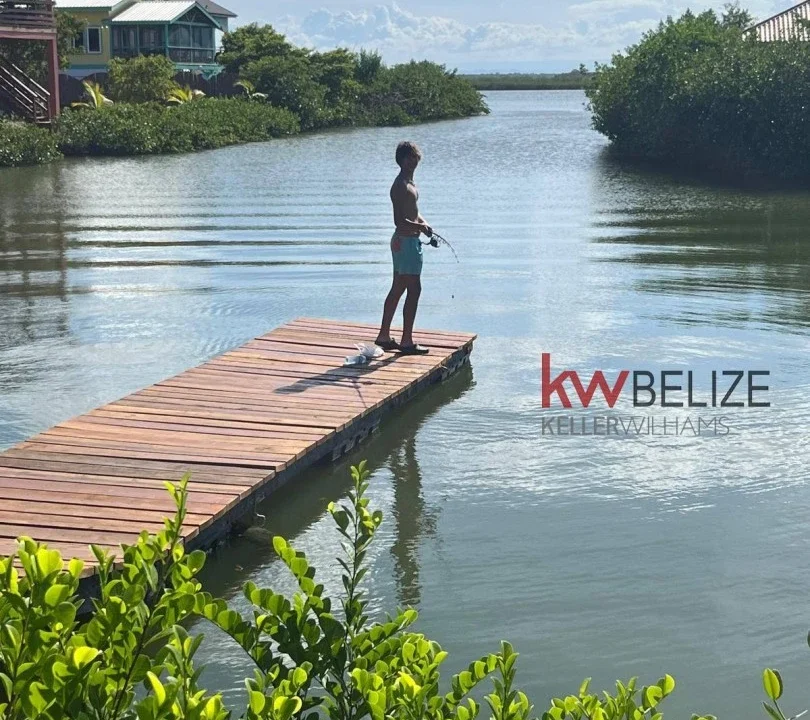kellerwilliamsbelize-h3013-02