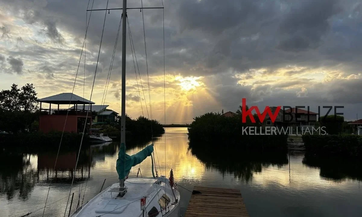 kellerwilliamsbelize-h3013-19