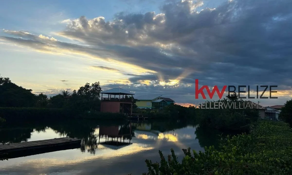kellerwilliamsbelize-h3013-21