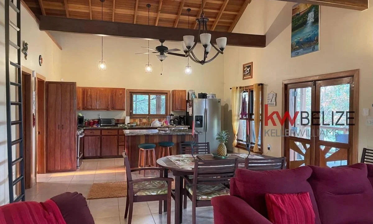 kellerwilliamsbelize-h4005-02