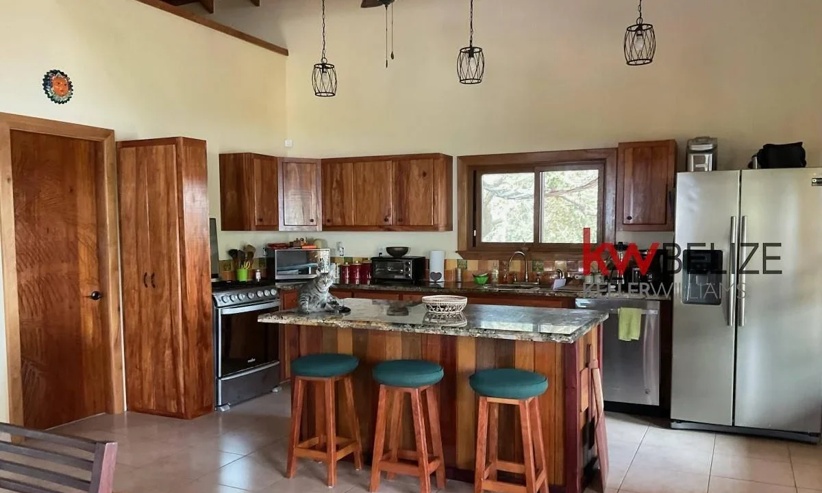 kellerwilliamsbelize-h4005-03