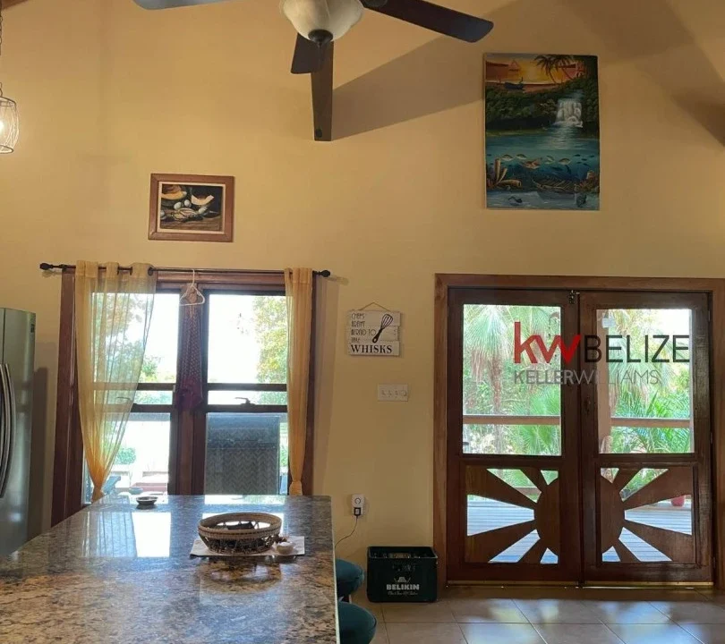kellerwilliamsbelize-h4005-08