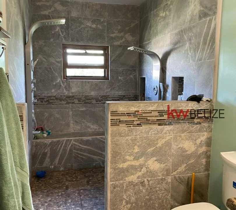 kellerwilliamsbelize-h4005-13