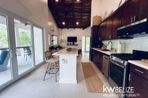kellerwilliamsbelize-h5007-02