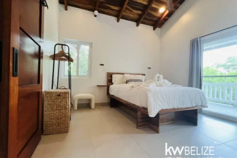 kellerwilliamsbelize-h5007-18