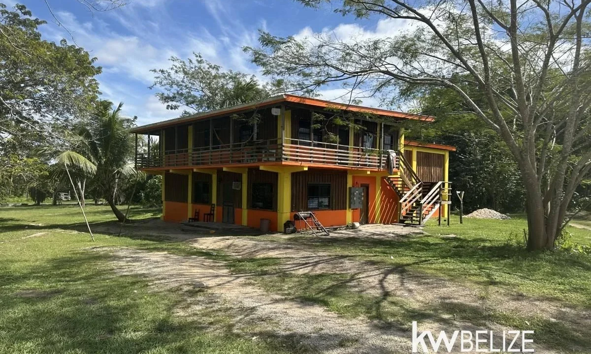 kellerwilliamsbelize-hc182406bl-01
