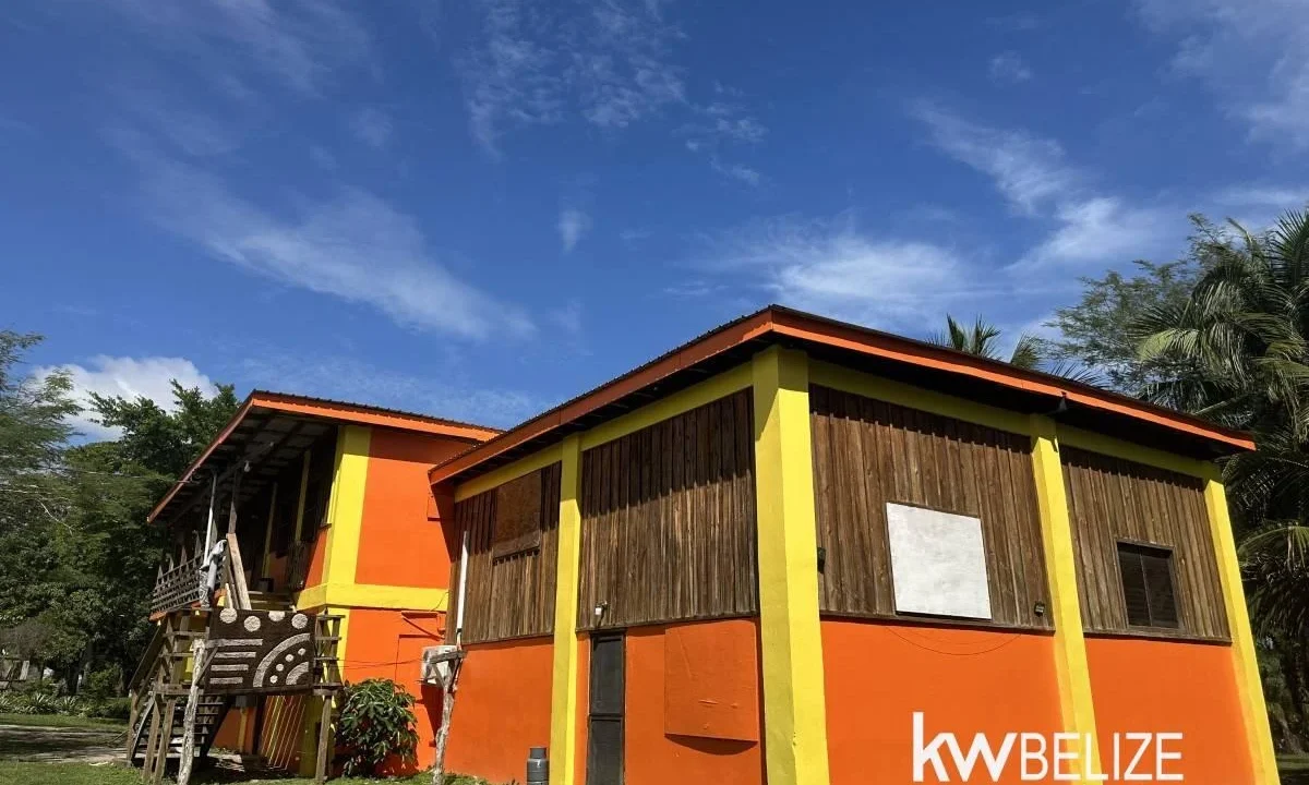 kellerwilliamsbelize-hc182406bl-03