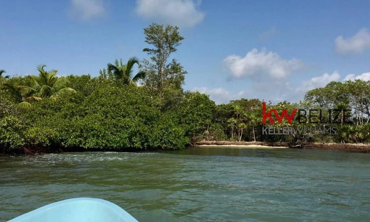 kellerwilliamsbelize-i4001-01