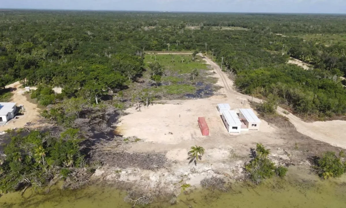 kellerwilliamsbelize-igl112311cz-01