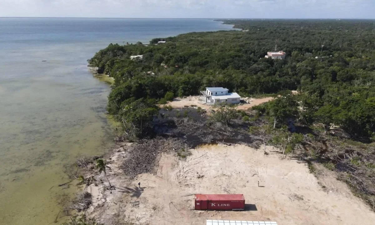 kellerwilliamsbelize-igl112311cz-02