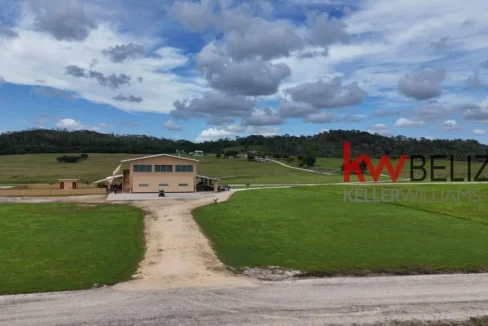 kellerwilliamsbelize-l132412ov-02