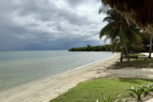 kellerwilliamsbelize-l2125-25