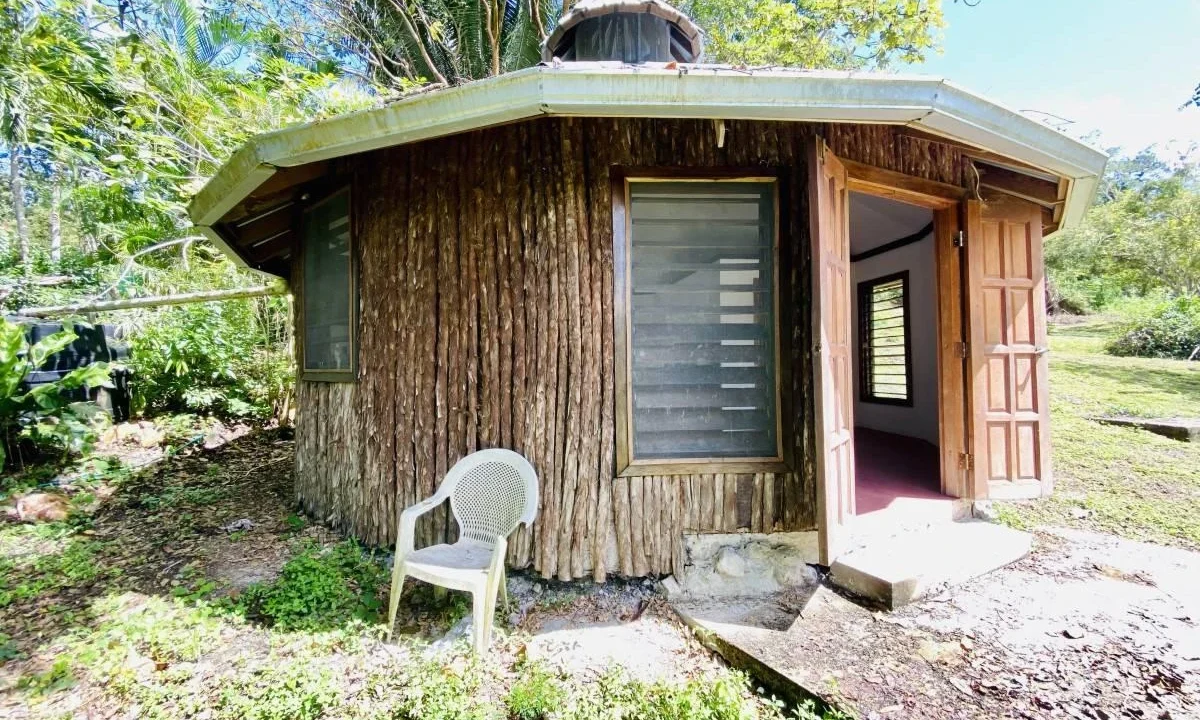 kellerwilliamsbelize-l302111bt-05