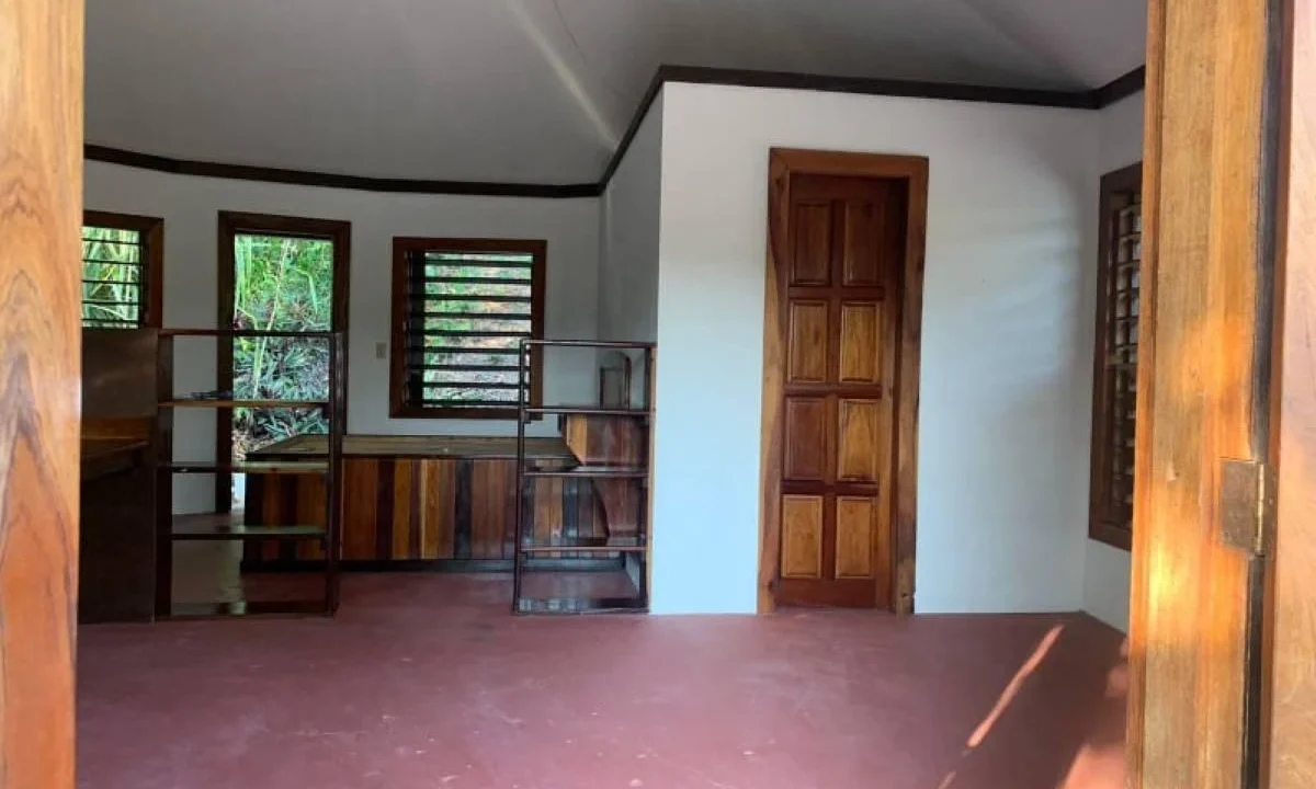 kellerwilliamsbelize-l302111bt-15