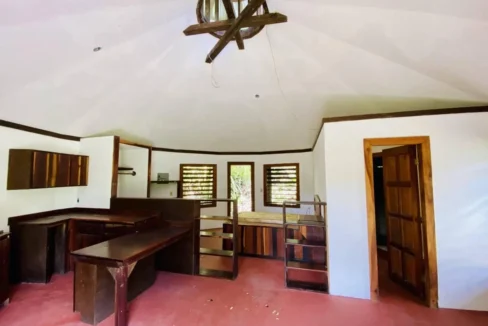 kellerwilliamsbelize-l302111bt-17