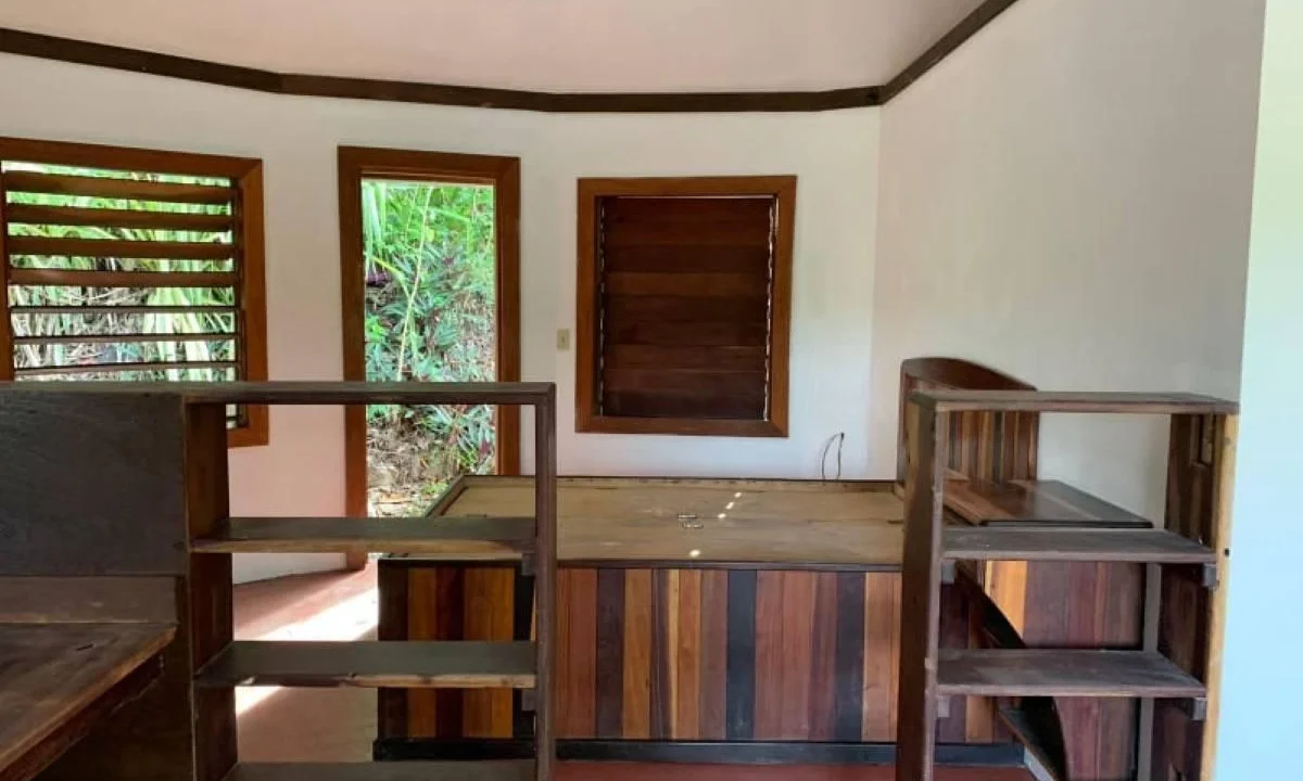 kellerwilliamsbelize-l302111bt-23