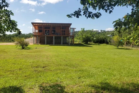 kellerwilliamsbelize-lh062312bt-01